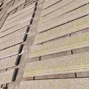 儋州 黄金麻花岗岩光面楼梯踏步