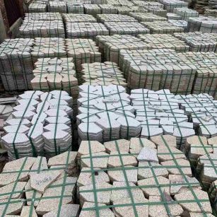 儋州 黄金麻白麻花岗岩荔枝面地铺石(冰裂纹)