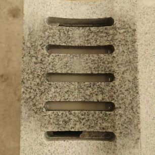 儋州 芝麻白拉丝面花岗岩U型开槽排水槽