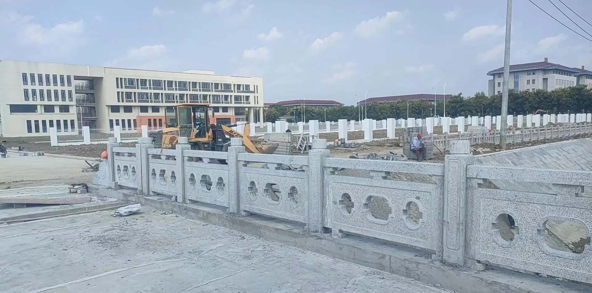 儋州 白麻花岗岩荔枝面河道栏杆