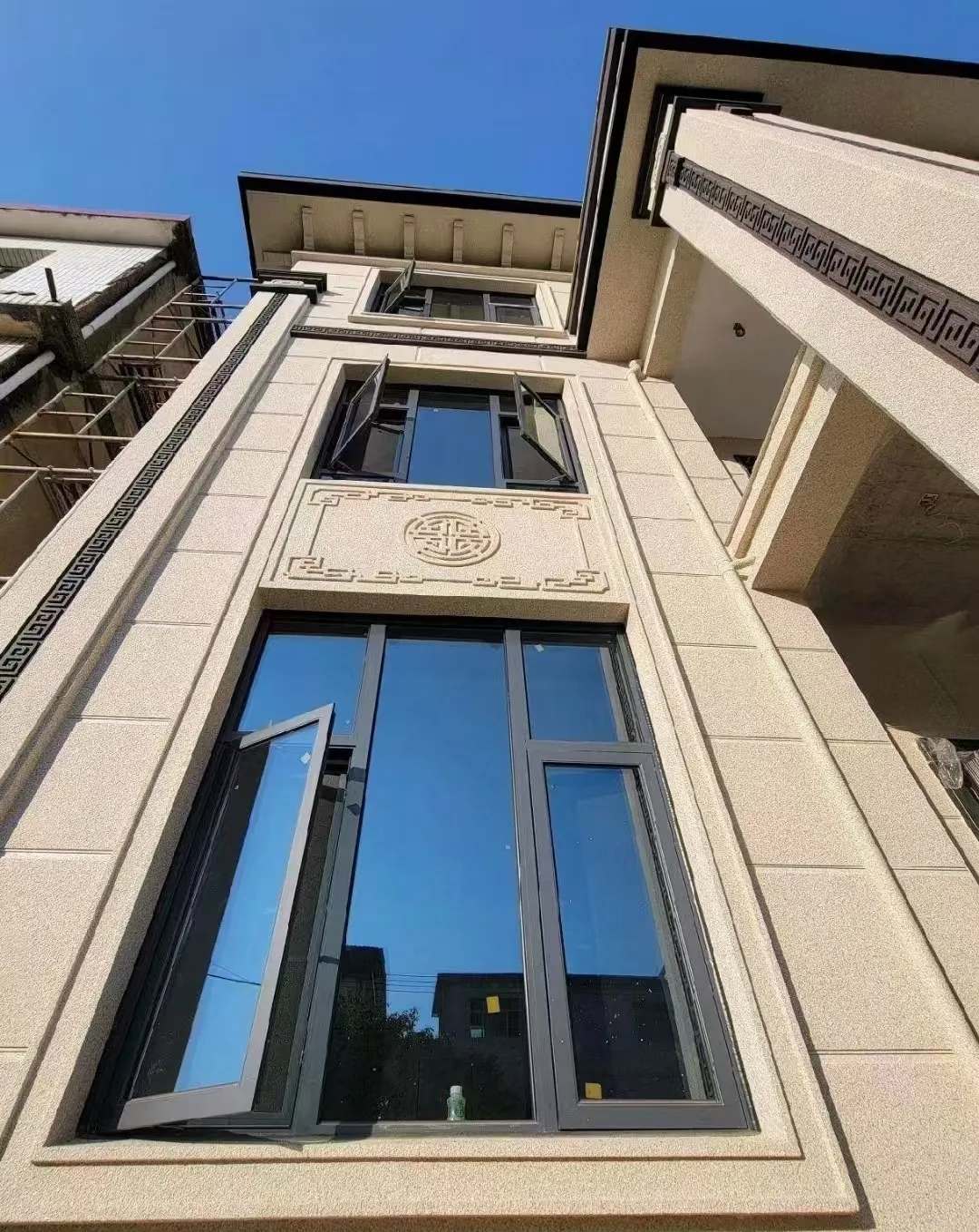 儋州 黄金麻荔枝面别墅外墙干挂效果展示