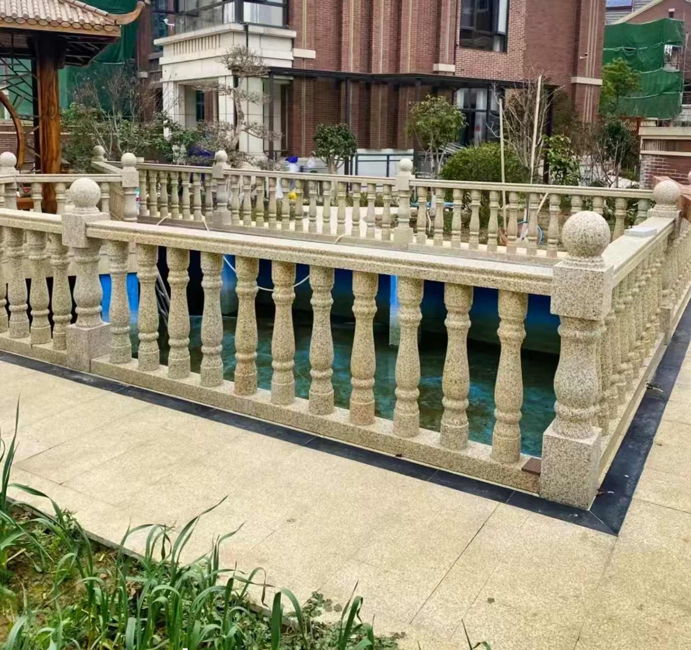 儋州黄金麻花岗岩石材栏杆，扶手，将军柱，花瓶柱