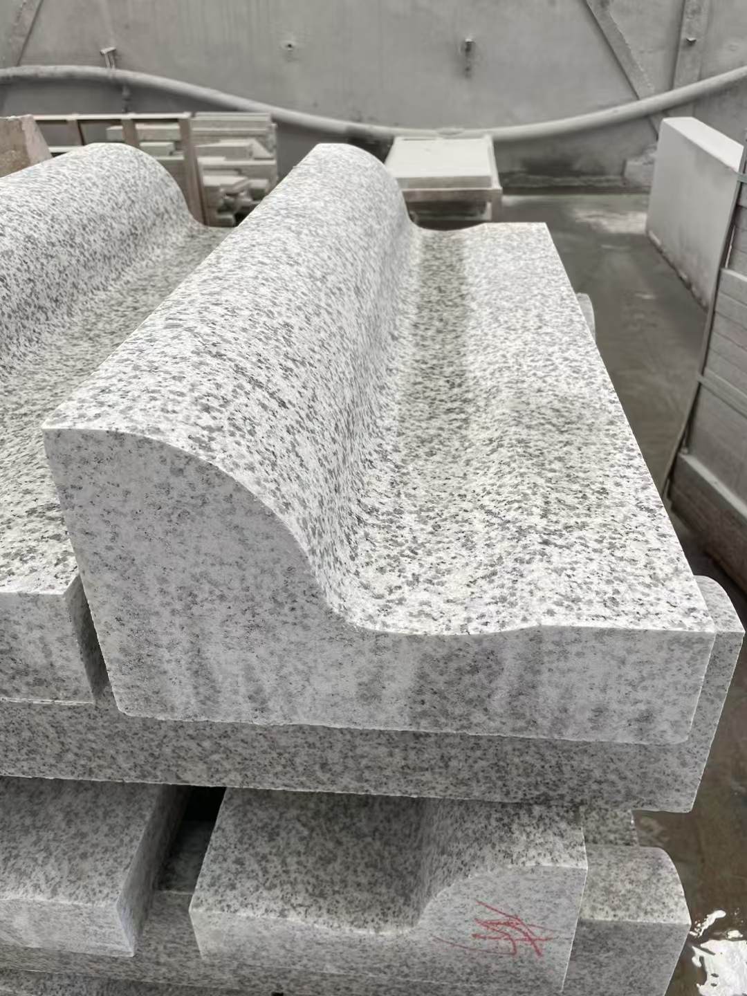 儋州 白麻花岗岩S型路沿石，路侧石，马路牙子等